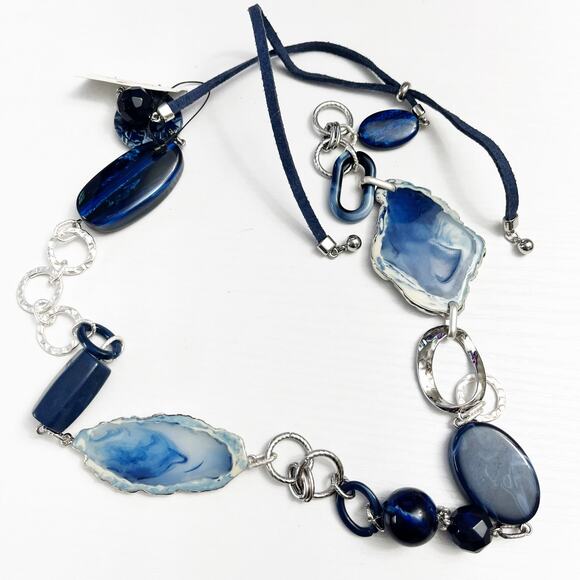 NEW Chico's Adjustable Blue Faux Agate Geode Station Necklace - Picture 2 of 7